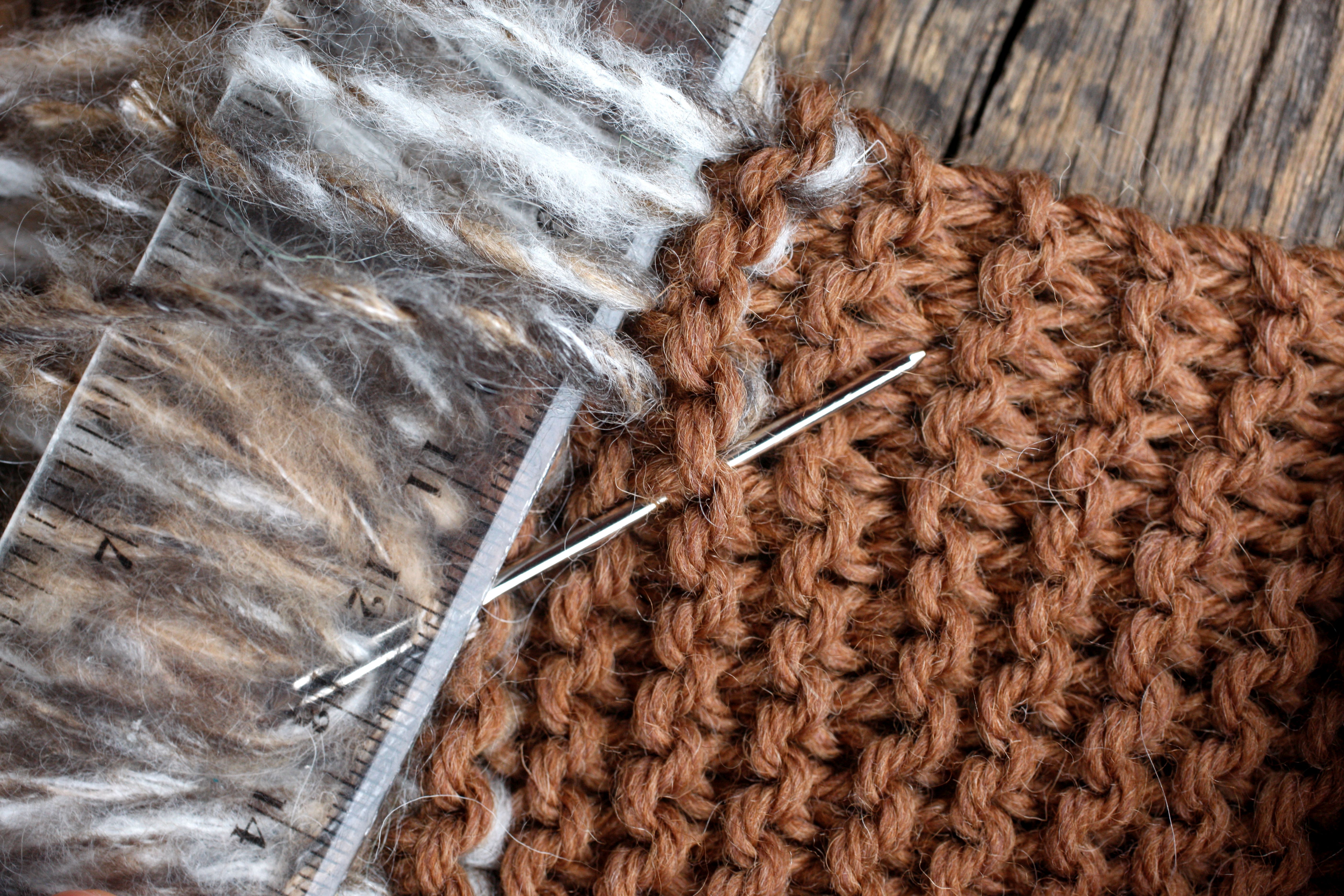 Naisen hapsureunainen neulejakku Instruction 4