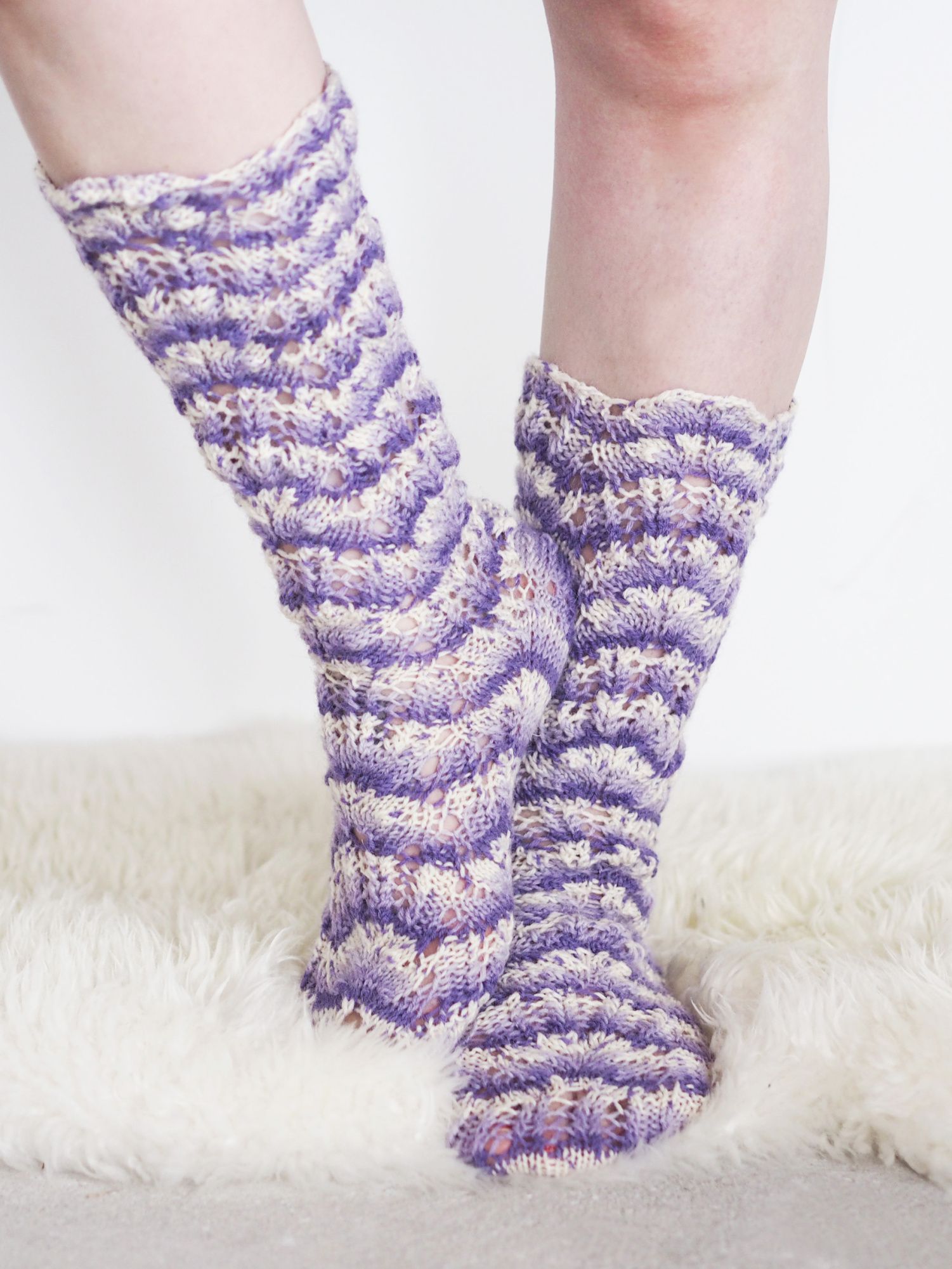 Knee-High Lace Stockings Novita Nalle Example 2