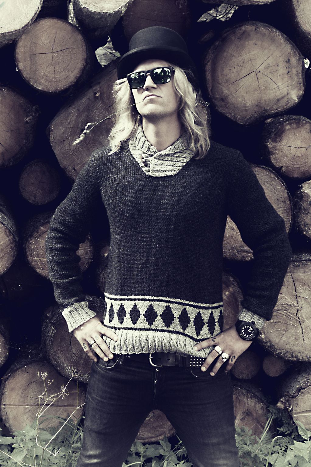 Men's traditional Jussi sweater with shawl collar Novita 7 Veljestä Example 1
