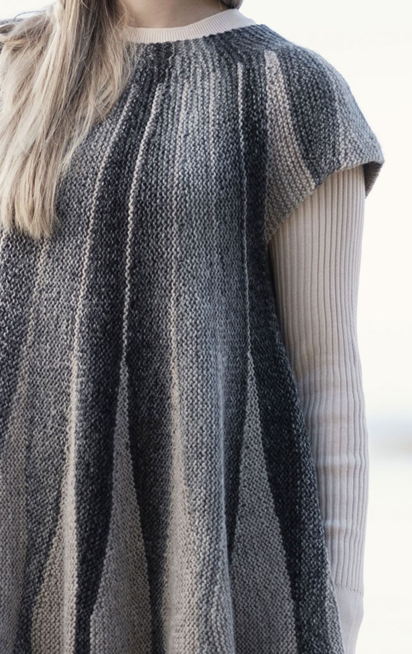 Stickad klänning Novita Nordic Wool och Nordic Wool Flow Example 1