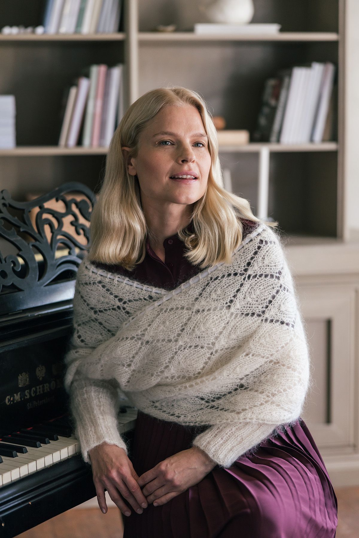 Novita Essentials: Myrna-huivi wrapped
