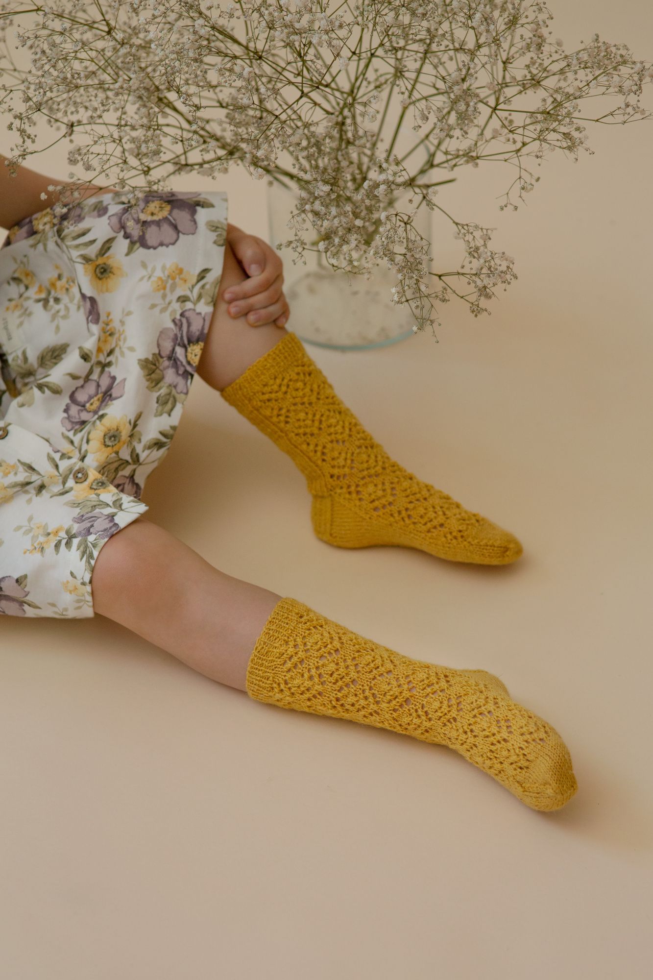 Novita Venla: Pirpanat lace socks