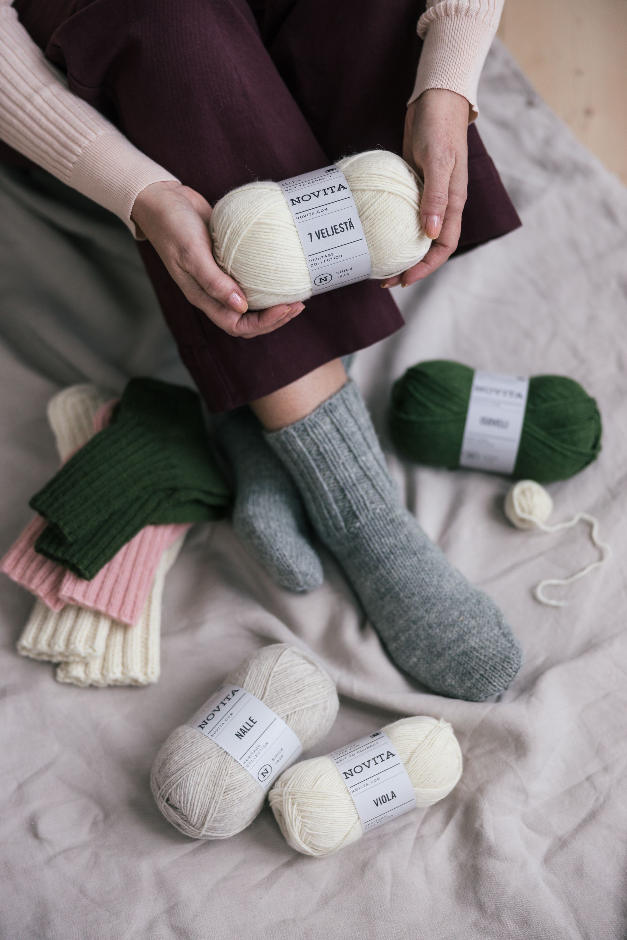 Perusvillasukat Novita 7 Veljestä Example 3