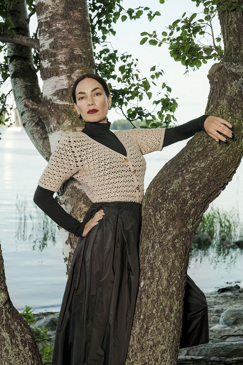 Aino crochet cardigan Example 2