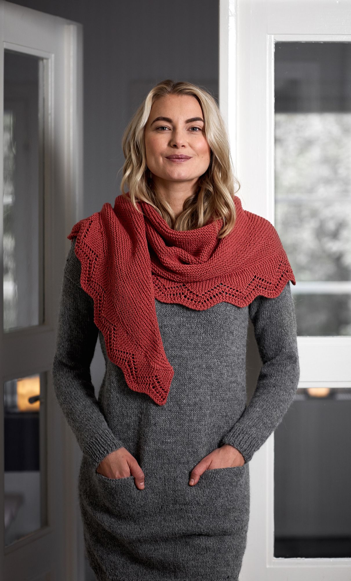 Knitted shawl Novita Wool Cotton Example 2