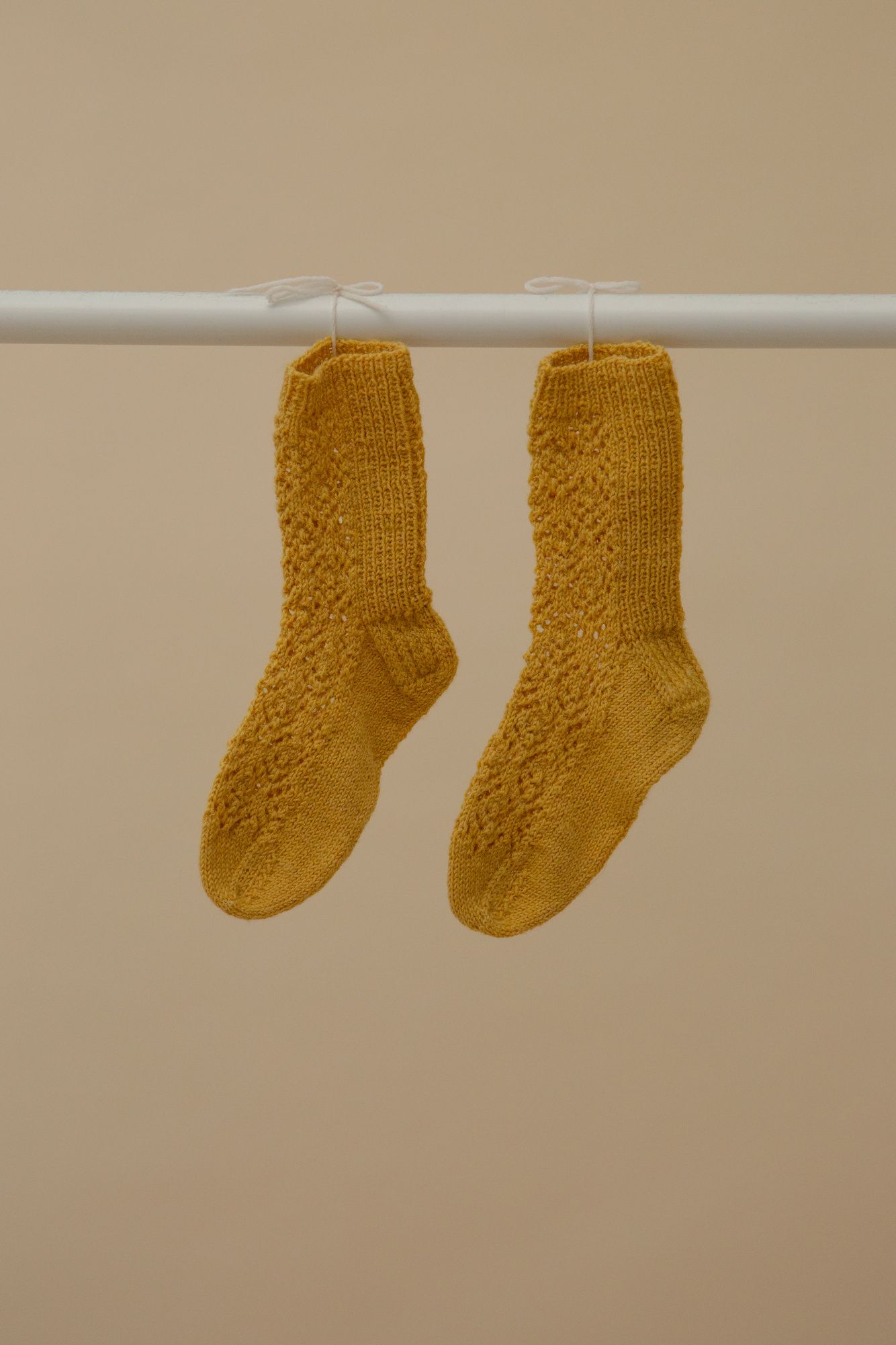 Novita Venla: Pirpanat lace socks Example 2