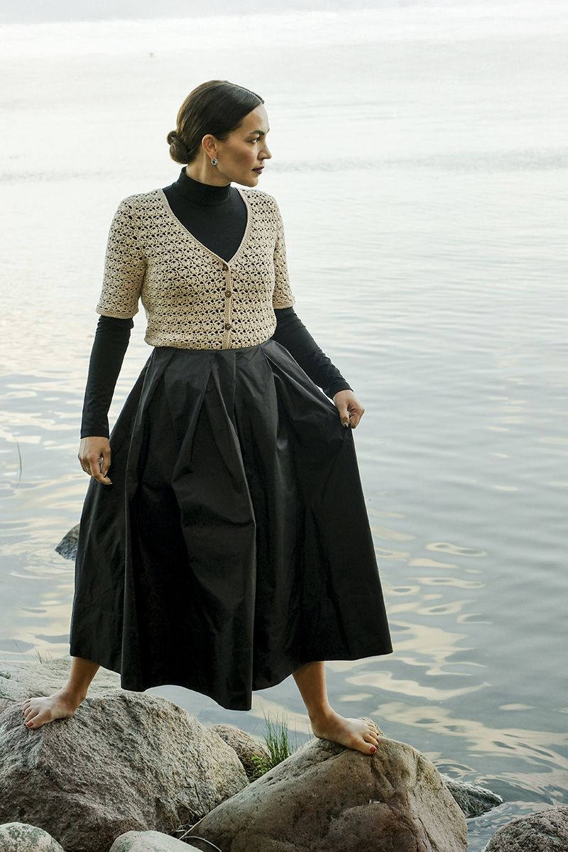 Aino crochet cardigan Example 3