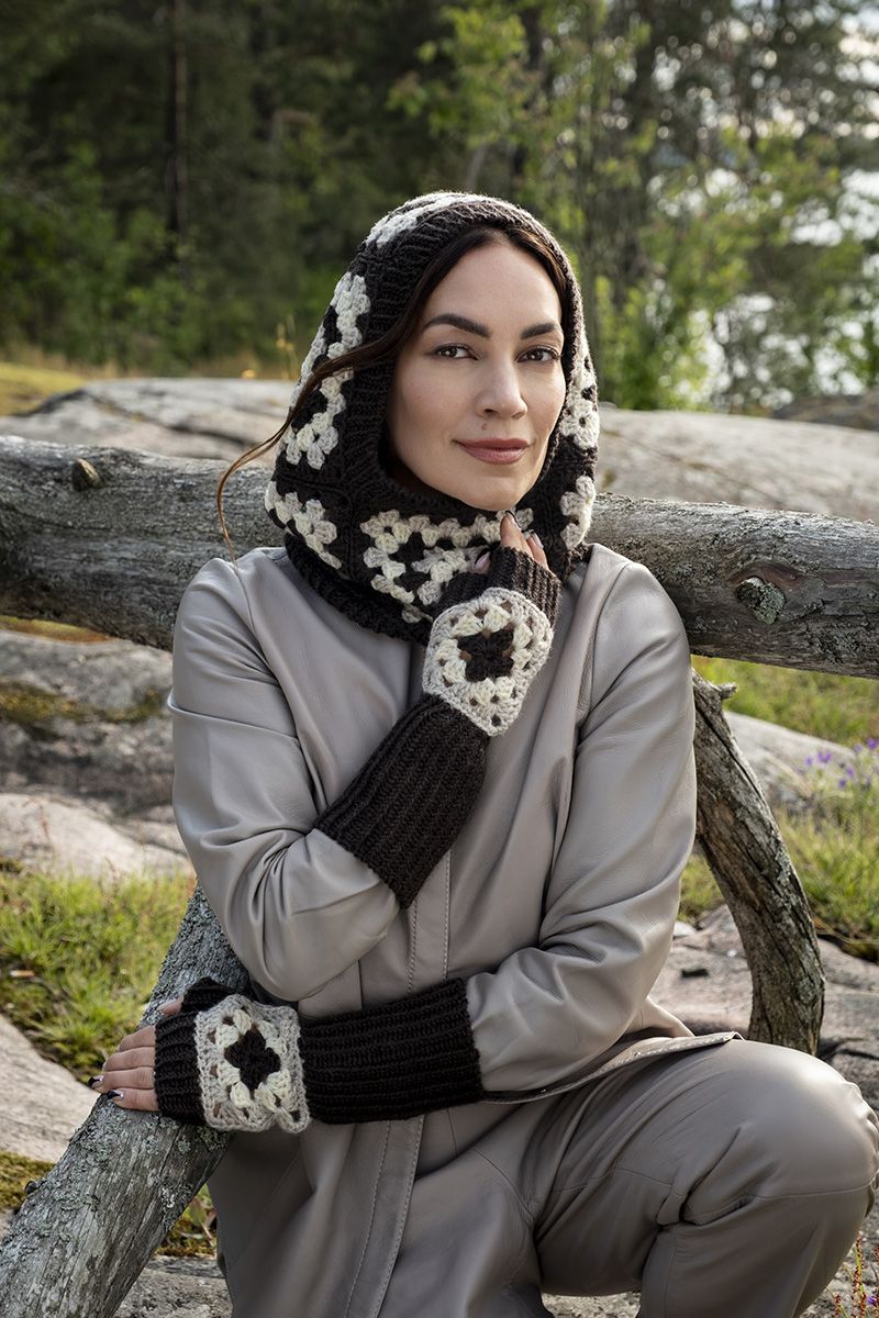 Lauha crochet balaclava