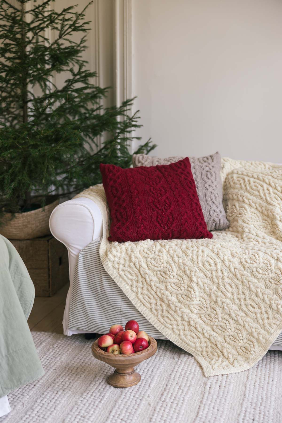Olkisydän Knitted Blanket Example 1