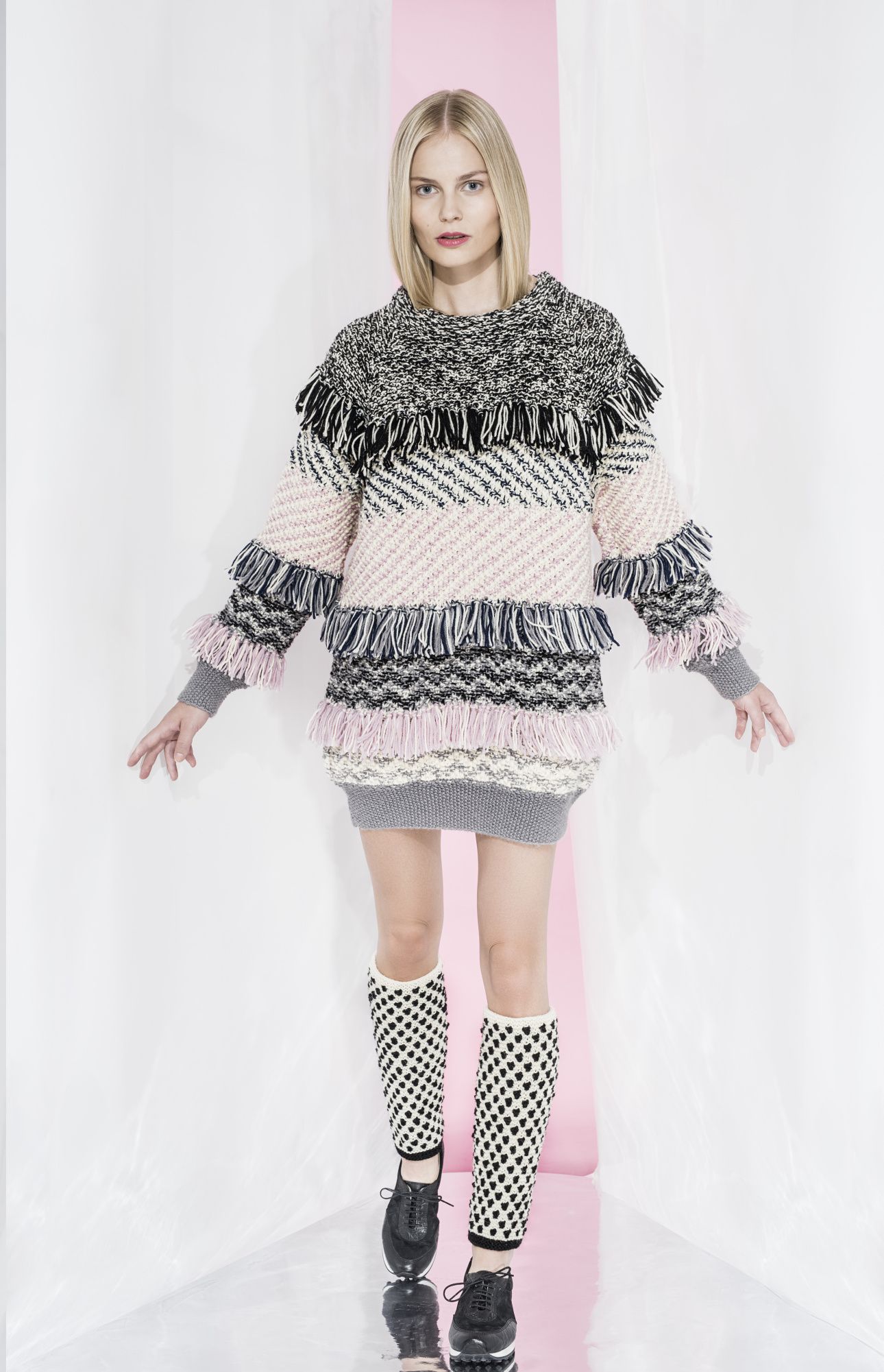Womans Bobble Stitch Leg Warmers Novita Nordic Wool Example 1
