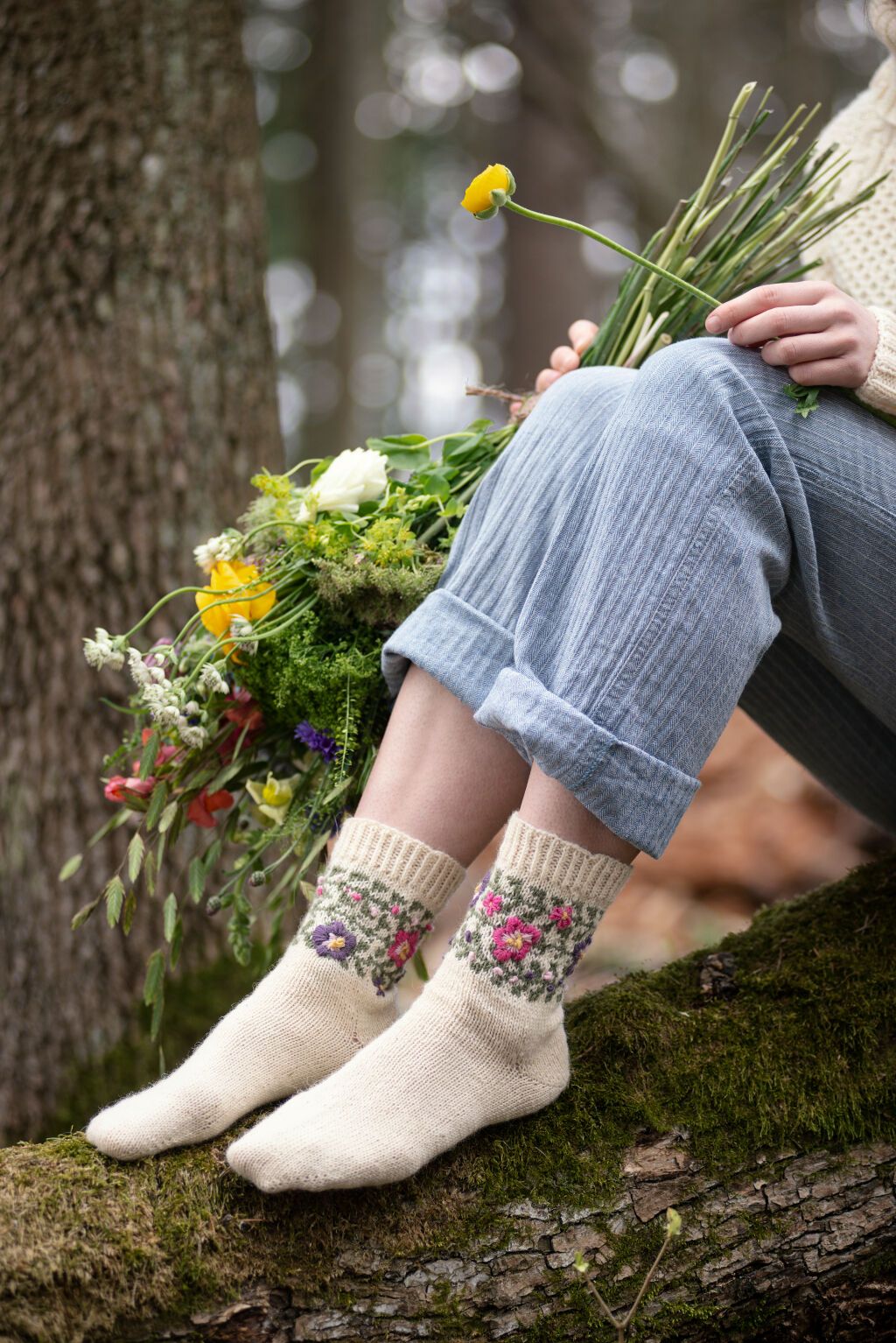Novita Venla: A Midsummer Night’s Dream socks Example 1