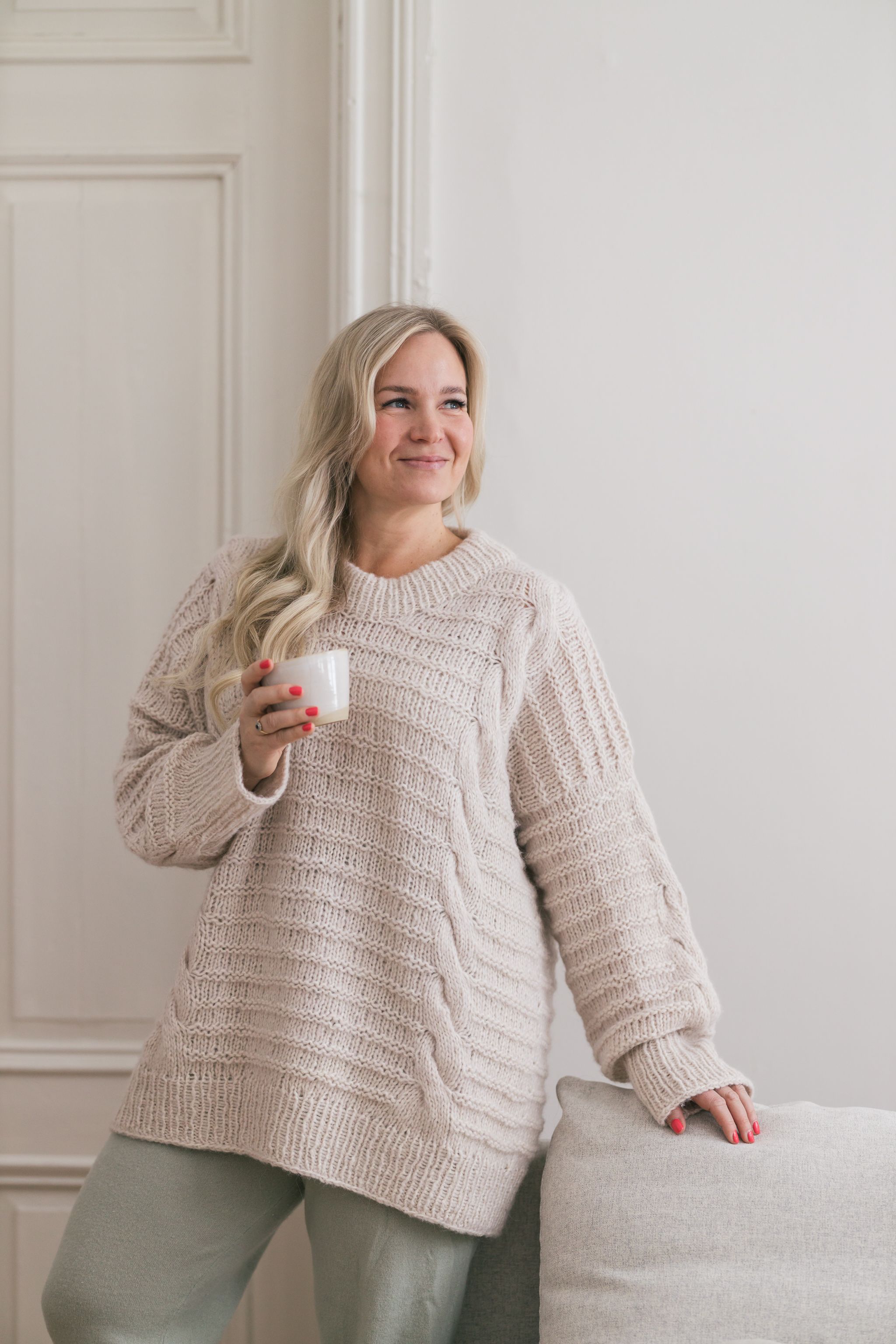 Novita Halaus x Poolaknits: Soave jumper Example 2