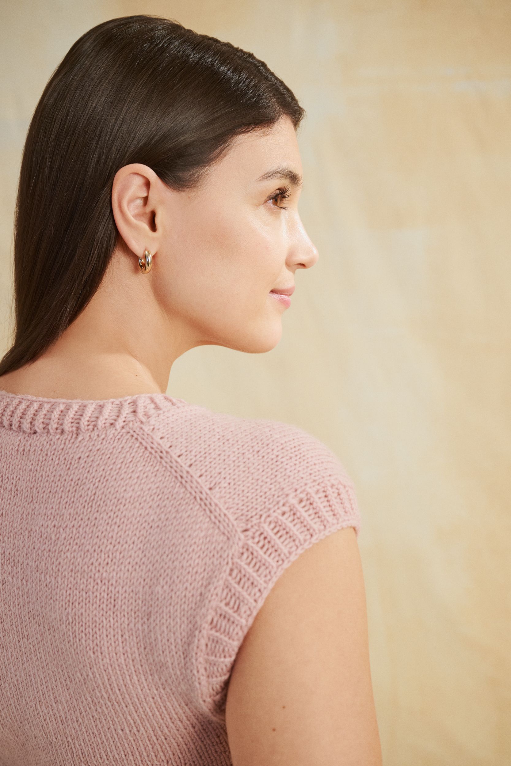 Novita x Laine DK: Calme vest Example 6