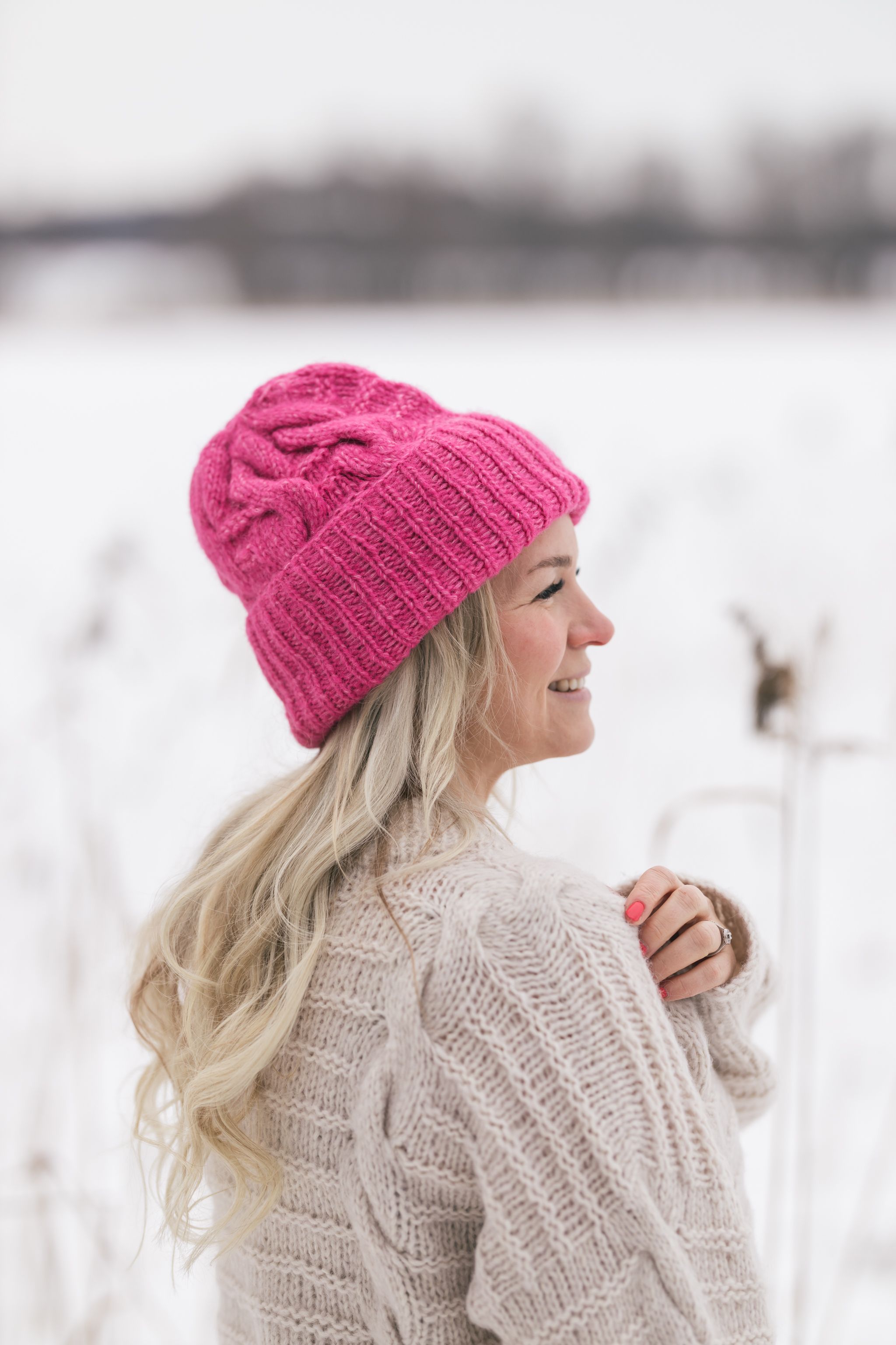 Novita Halaus x Poolaknits: Soave beanie Example 1