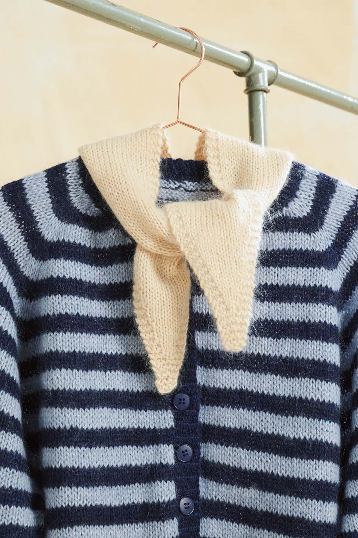 Novita Helene & Edith: Market Scarf