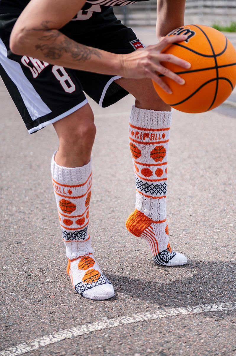 Basket-sockor Novita 7 Veljestä