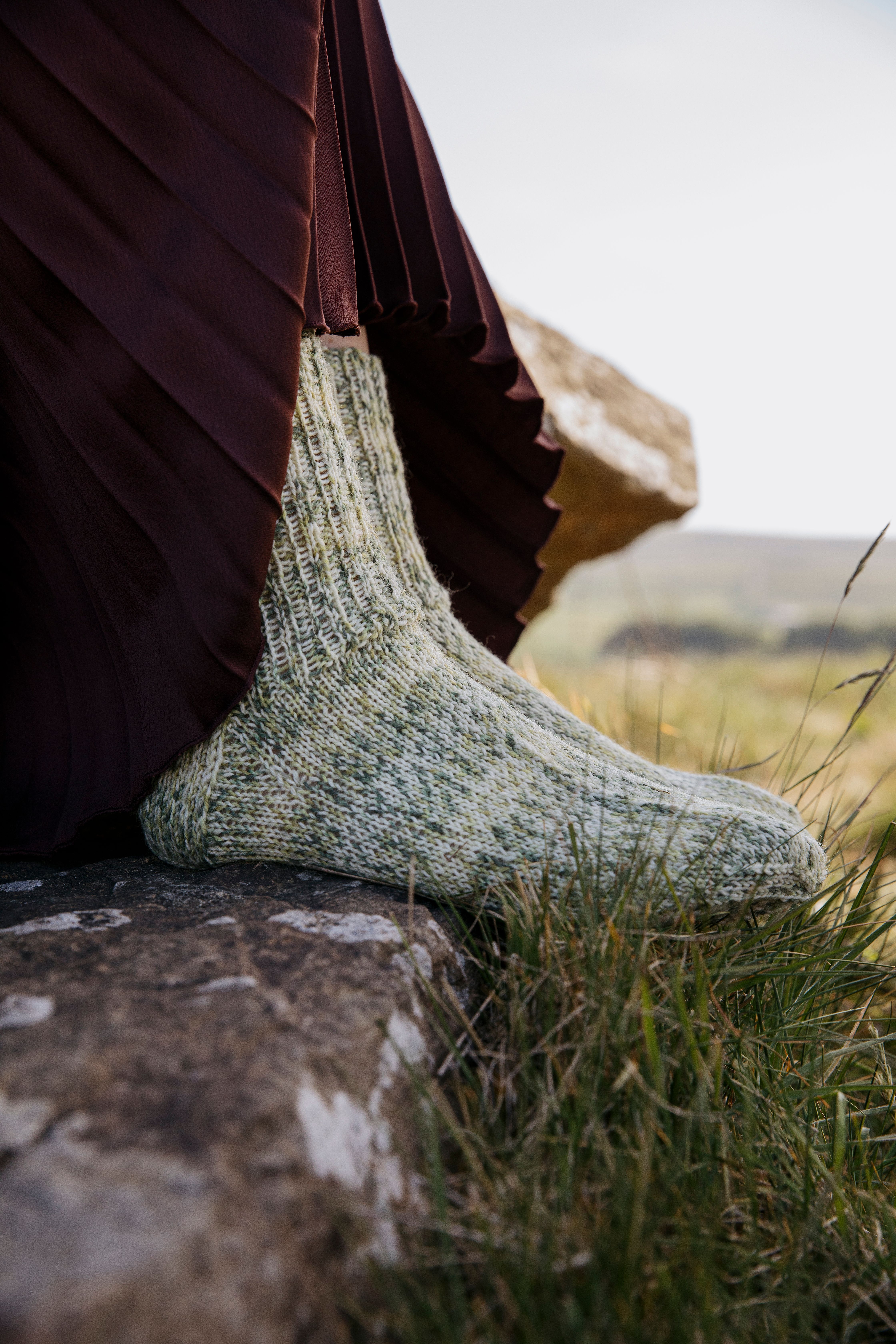 Knitted basic wool socks Novita Viola Example 2
