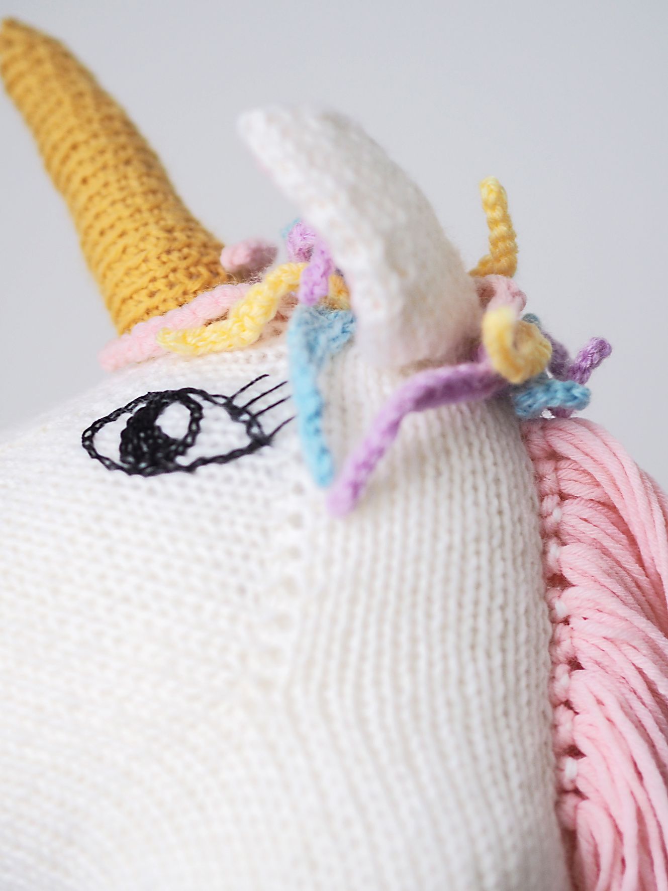 Knitted Unicorn hobby horse Novita 7 Veljestä Example 3