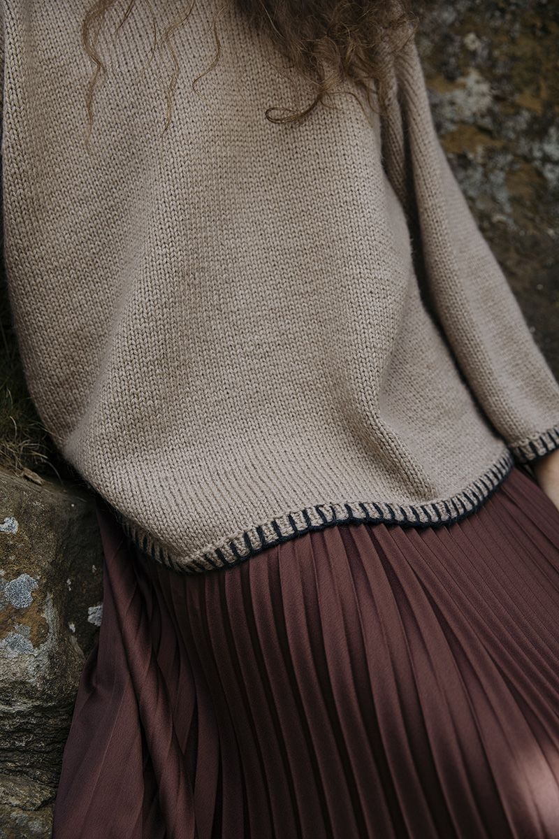Nomad Sweater by Kutovakika Example 2