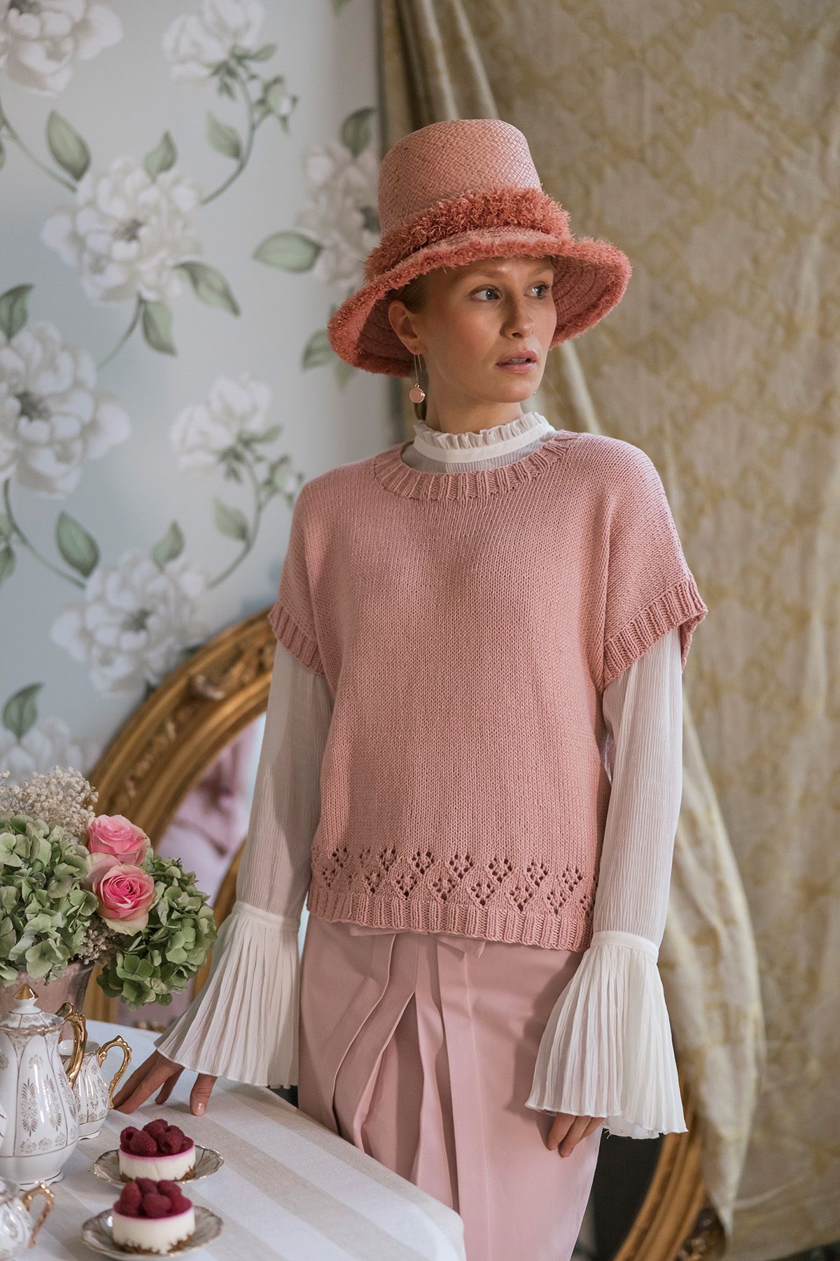 Teehetki-neuletoppi Example 2