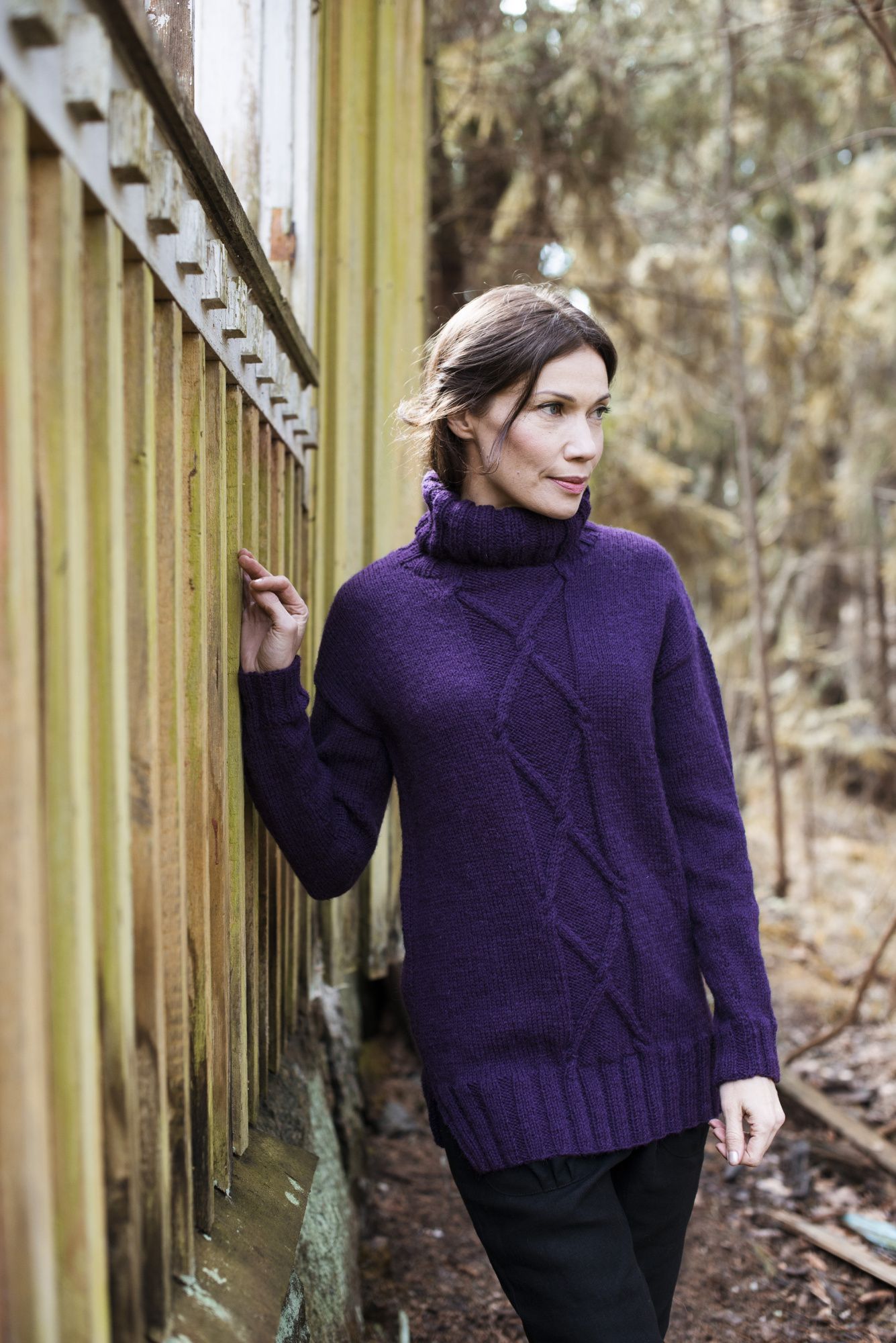 Naisen pooloneule Novita Nordic Wool Example 1
