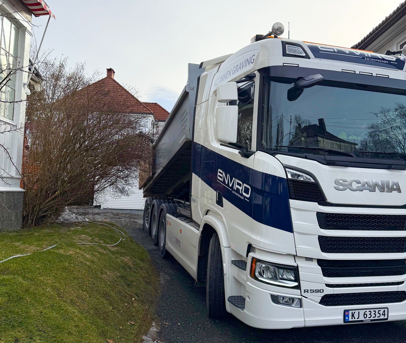 Skal du grave eller drenere i hagen? Enviro Entreprenør deler sine beste tips