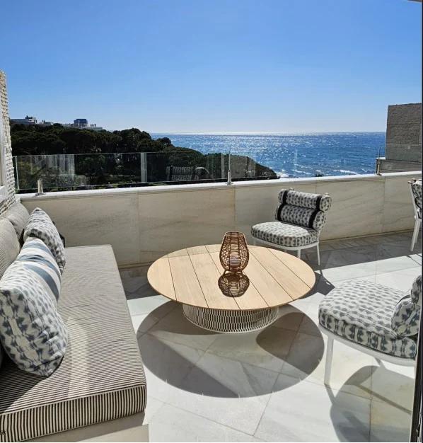 Marbella sea‑view penthouse presented by ALNADI