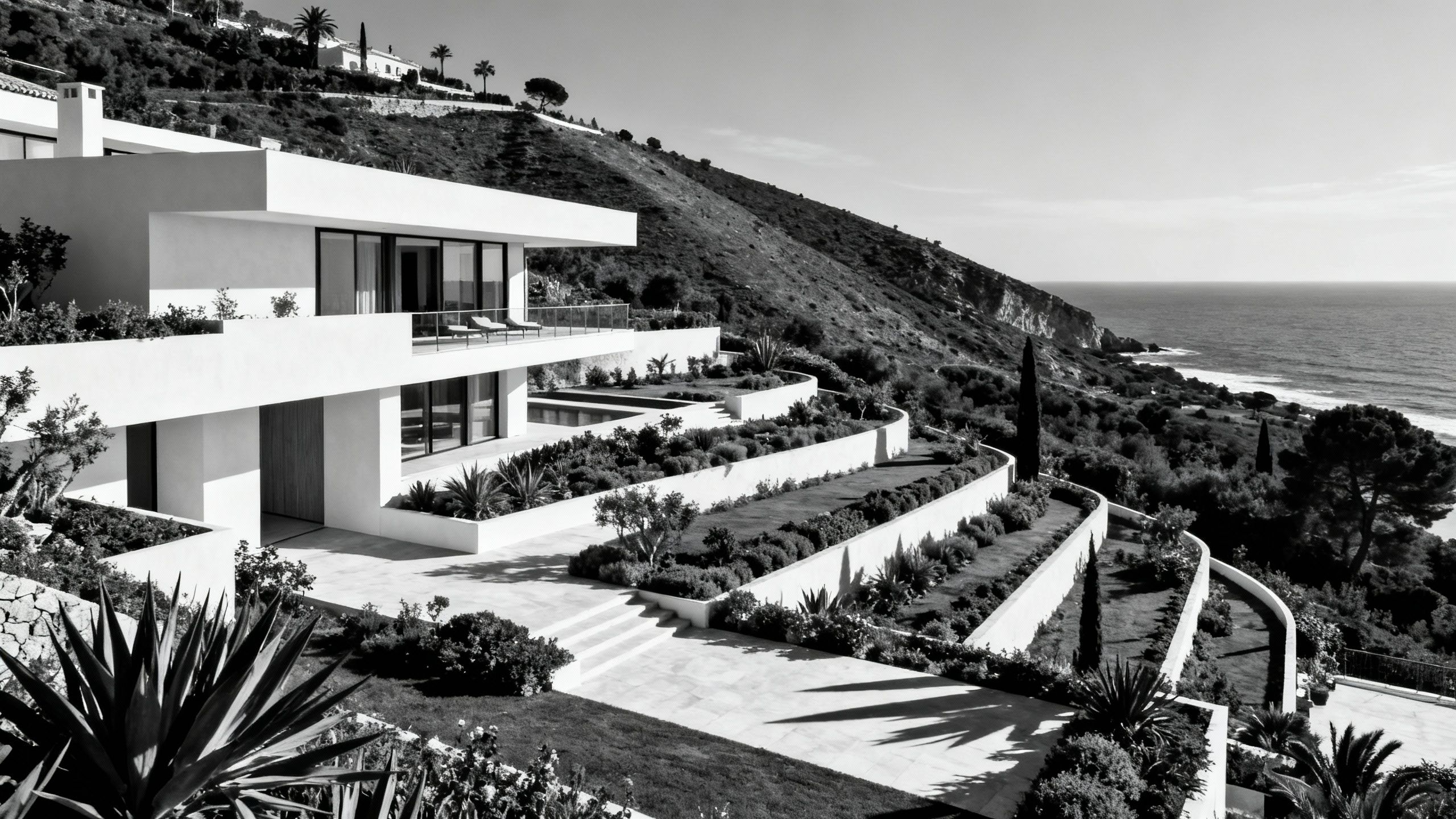 Elliott James: Marbella’s Transparency-First Agency