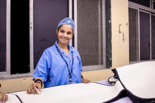Non-Tech Careers and AI Job Tools: What Works, What Doesn't