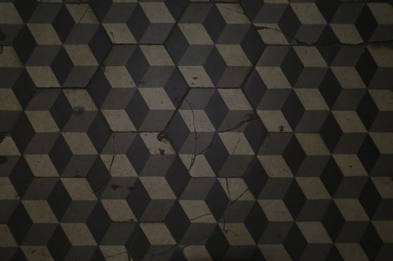 Artwork 1 by Leon Veer