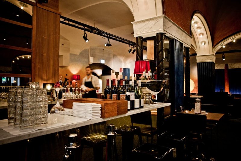 Scandic Grand Central Bistro bar