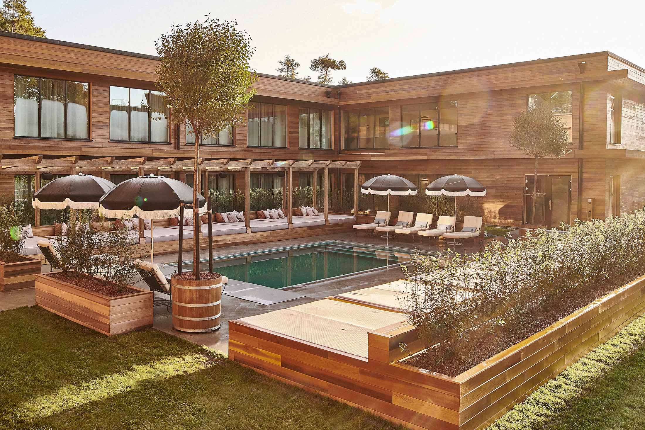 Ellery beach pool och spa