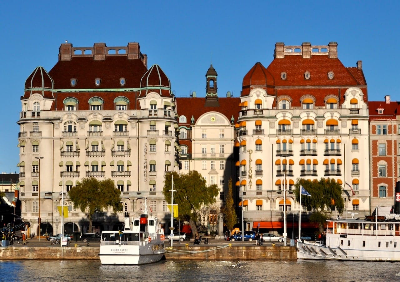 konferens 7A Strandvägen bild på fasaden från vattnet
