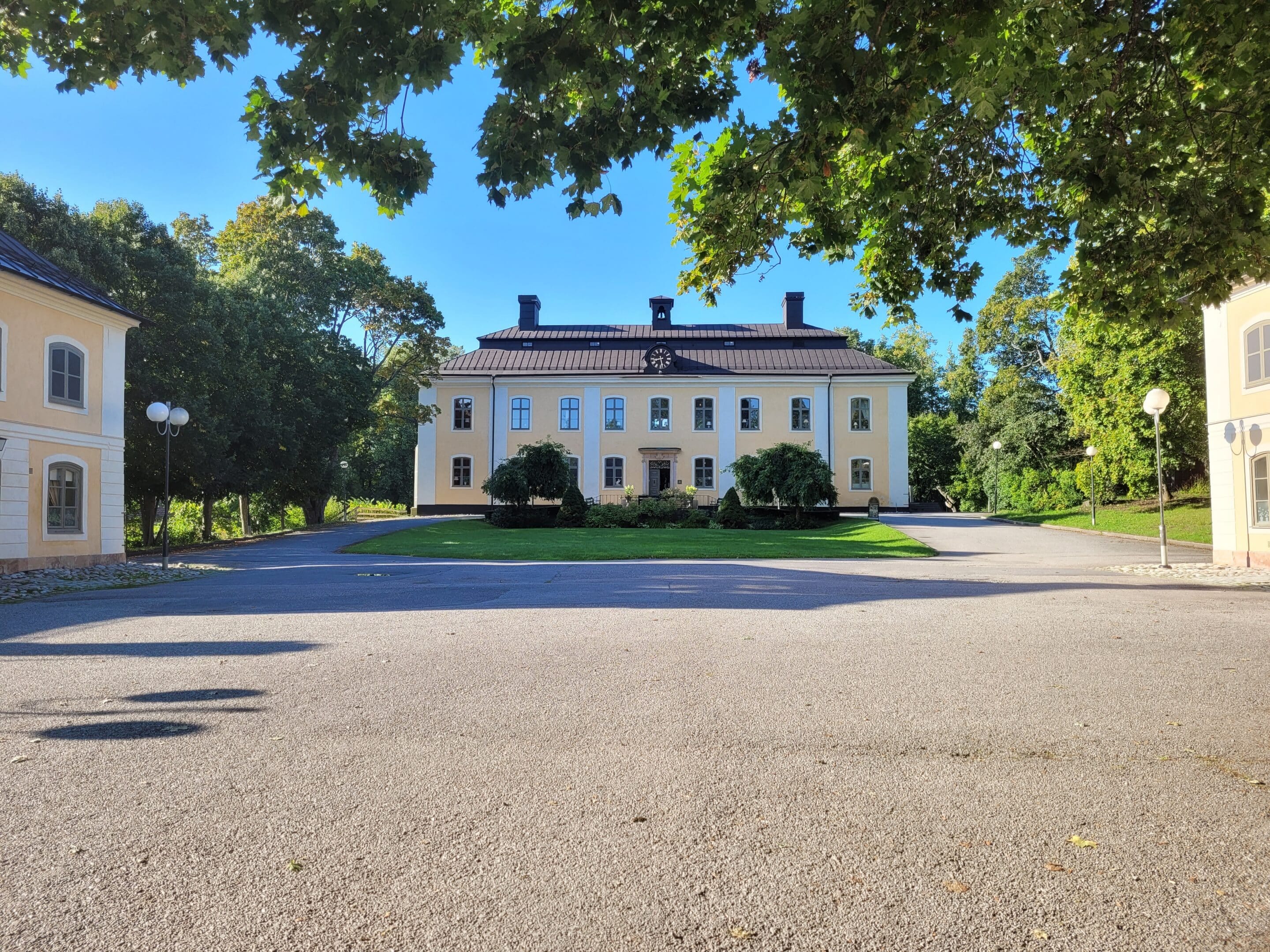 Åkeshof slott externt
