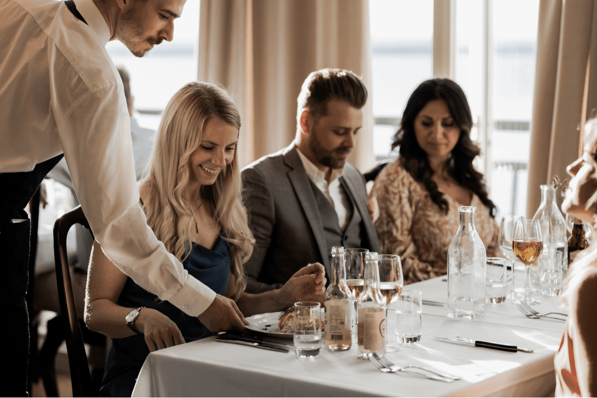 Gyllene Uttern restaurang servering konferenslunch
