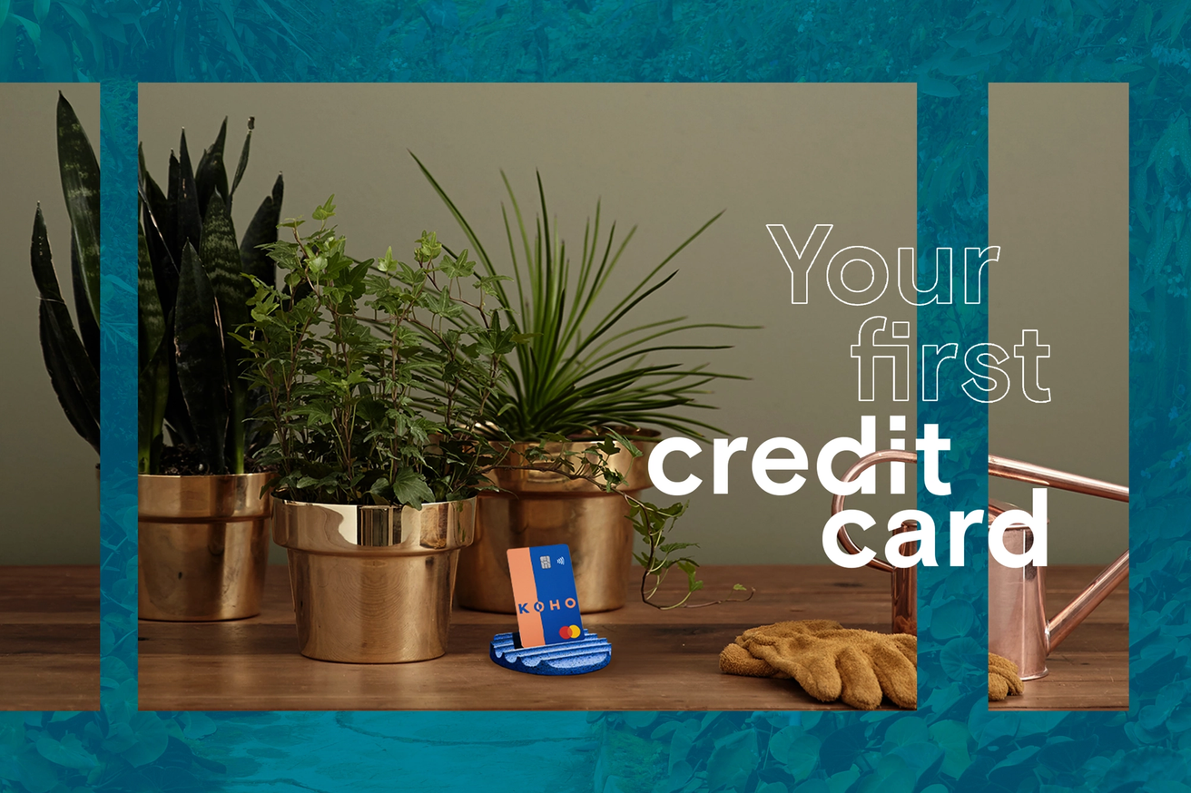 When Should You Get Your First Credit Card?