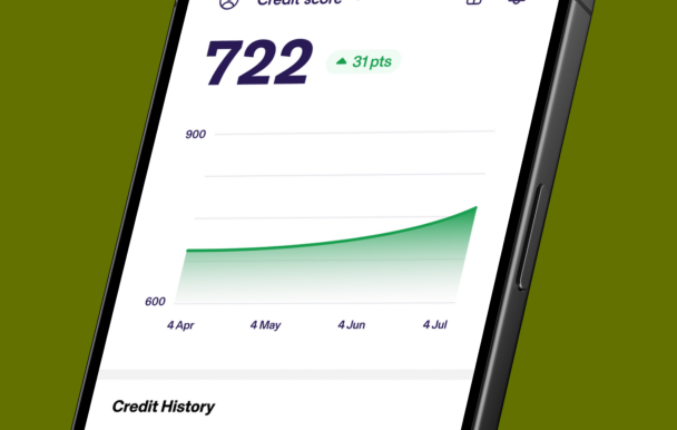 What Is the Average Credit Score by Age in Canada?