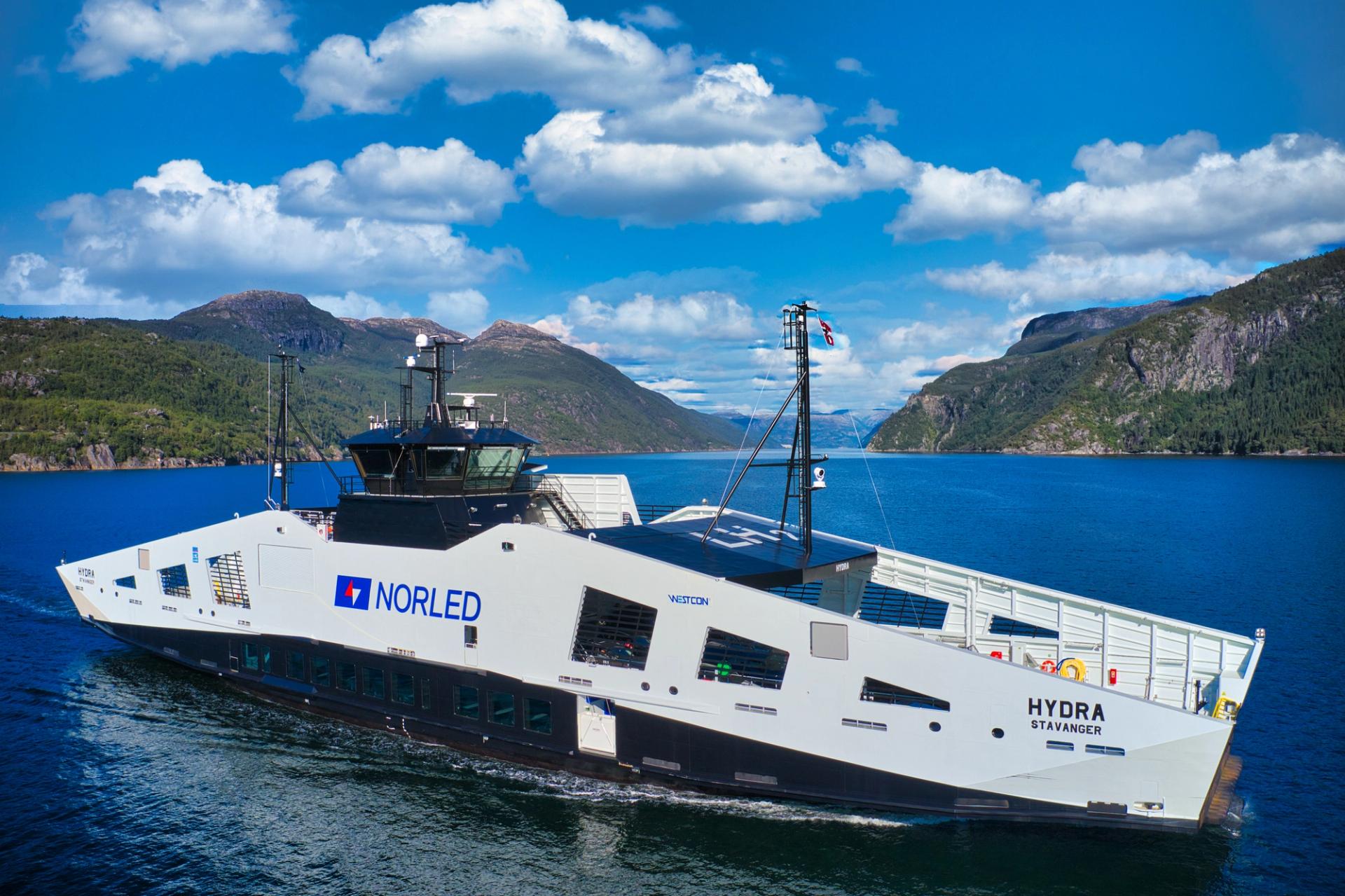 Liquid hydrogen ferry sailing in a blue sea