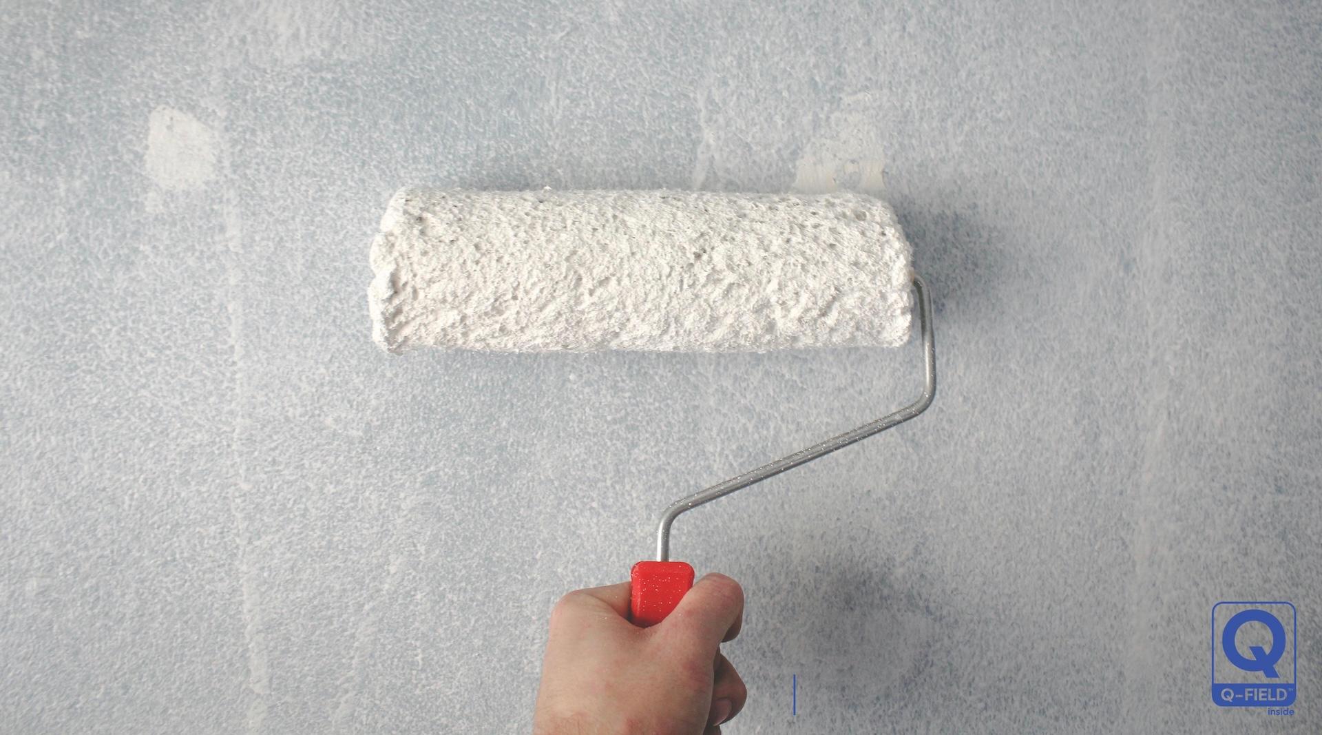 Paint brush showing Spectrum Blue's Q-Field technology, Made in Norway.
