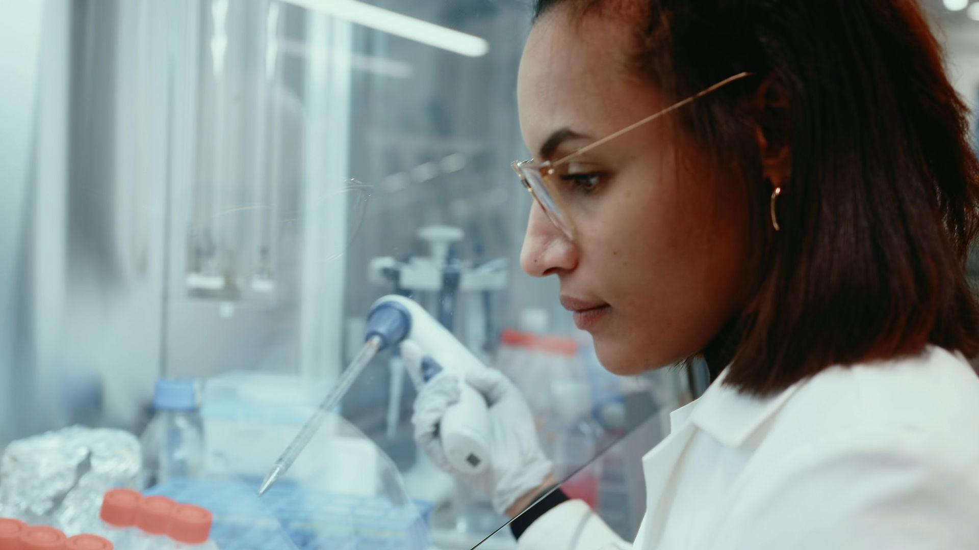 Female scientist working in a laboratory