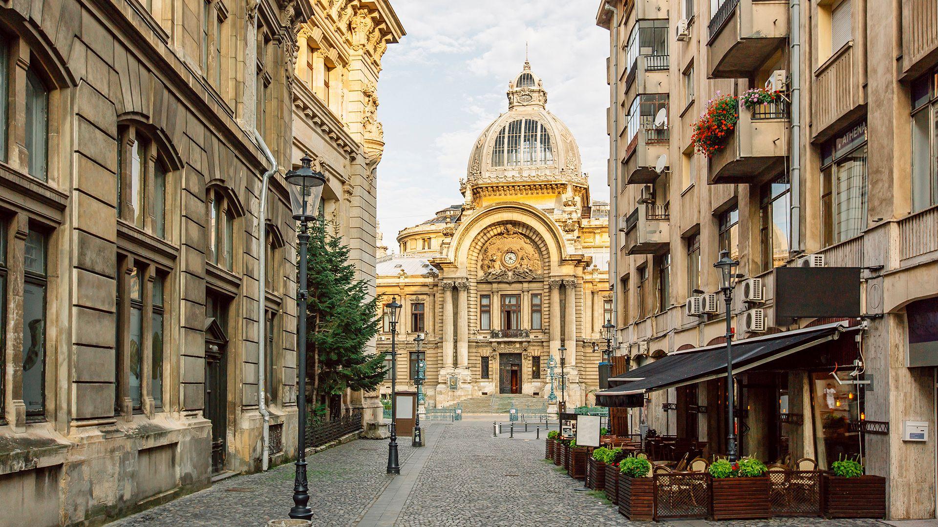 Picture of building in Romania