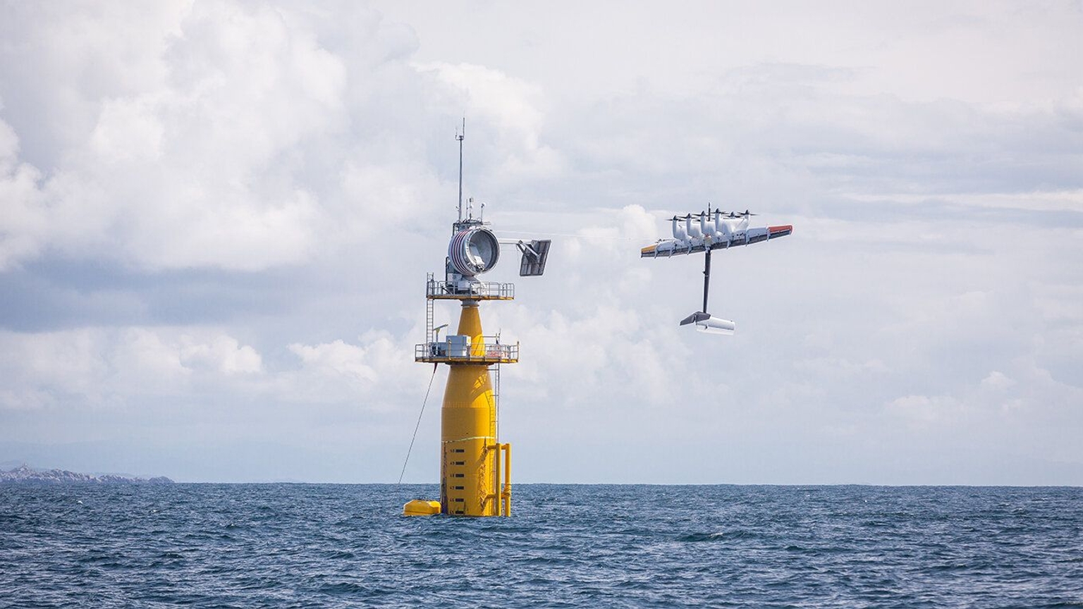 Offshore Wind - Makani’s energy kite in the North Sea.