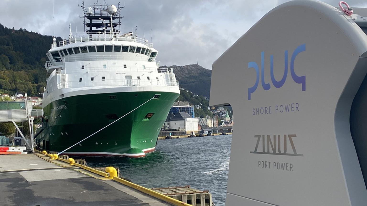A Zinus plug at the port in Bergen - Green Maritime