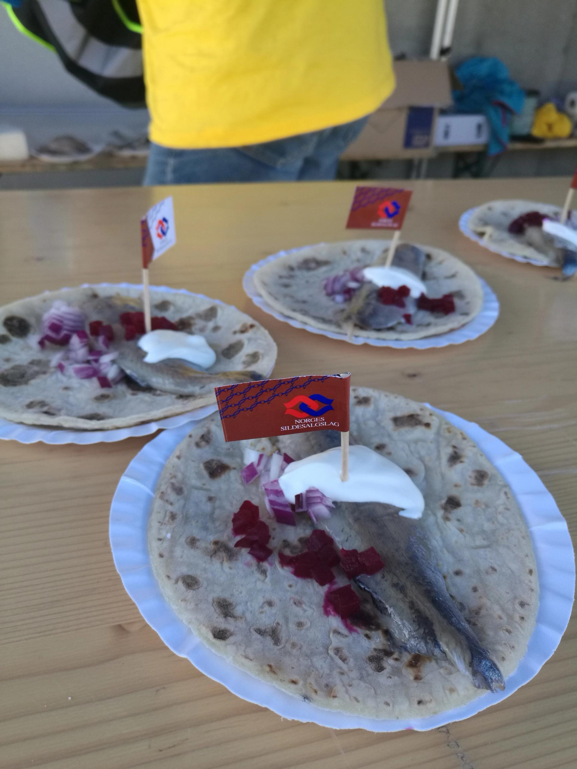 herring filet on a tortilla