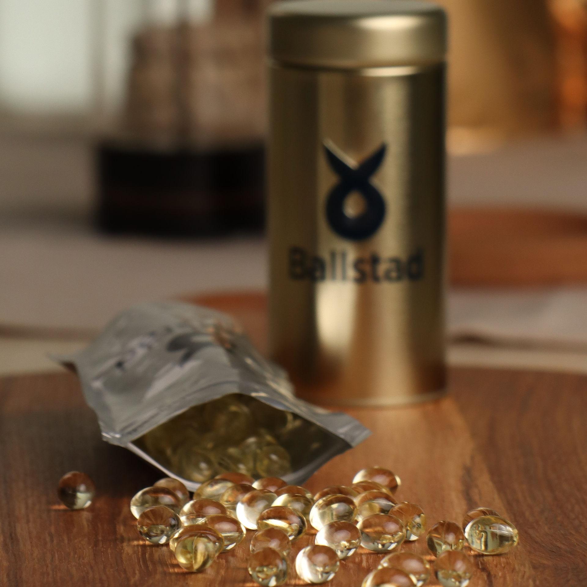 Ballstad tincan and RP open wooden board