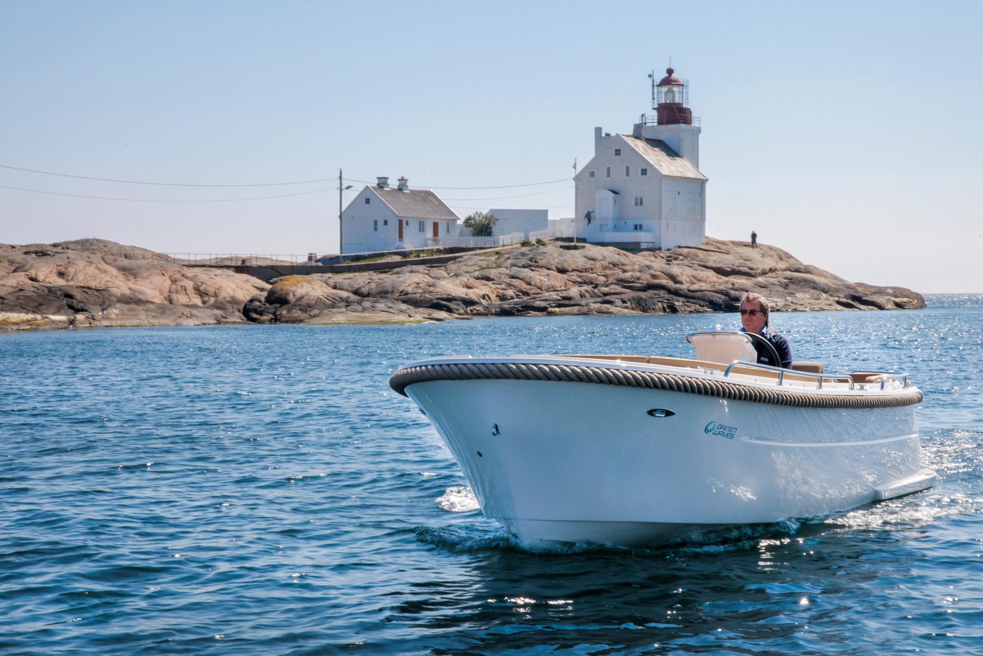 An electric boat from Greenwaves