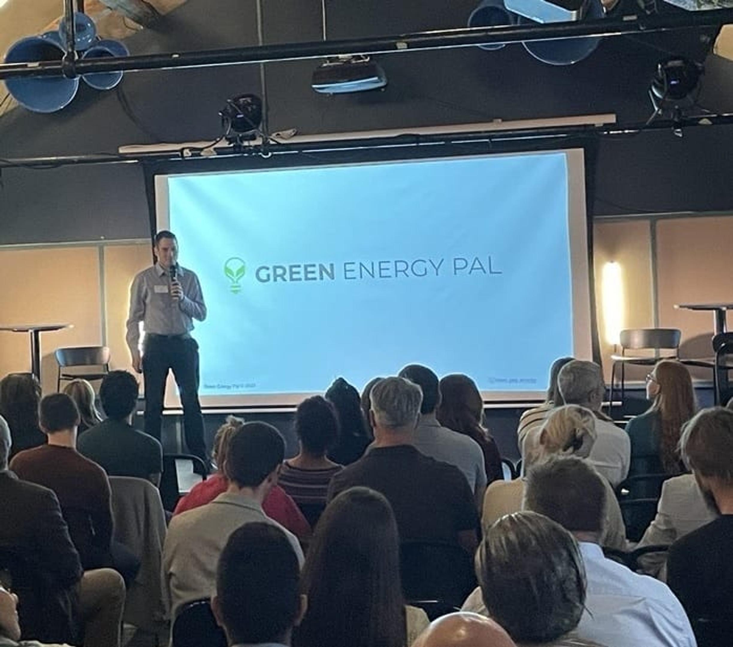 Green Energy Pal holding their pitch during the event