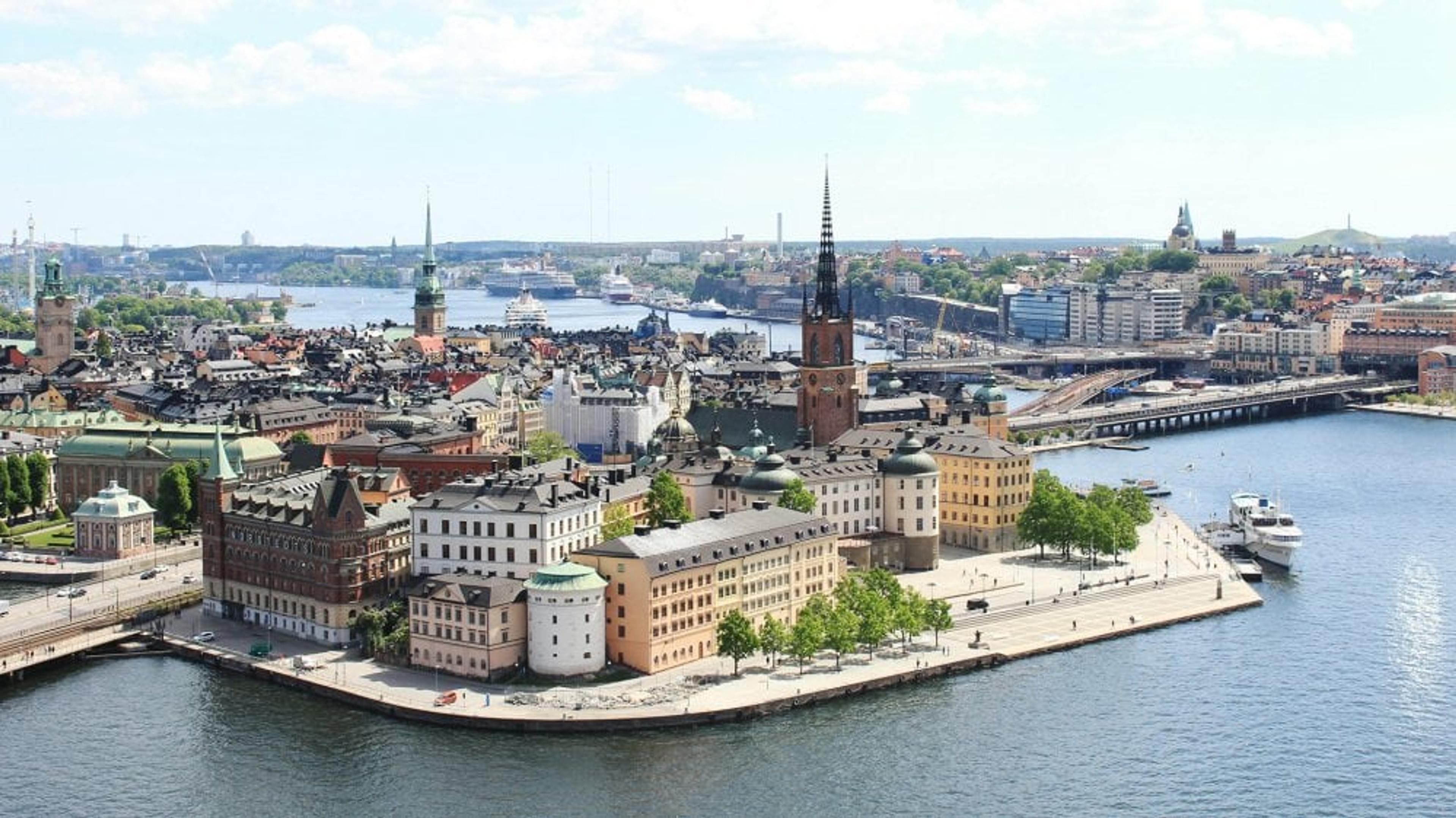 Stockholm sett fra oven i dagslys
