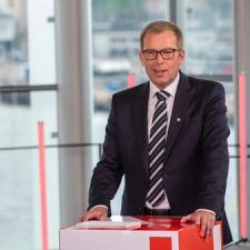 Administrerende direktør Håkon Haugli som avholder Innovasjonstalen