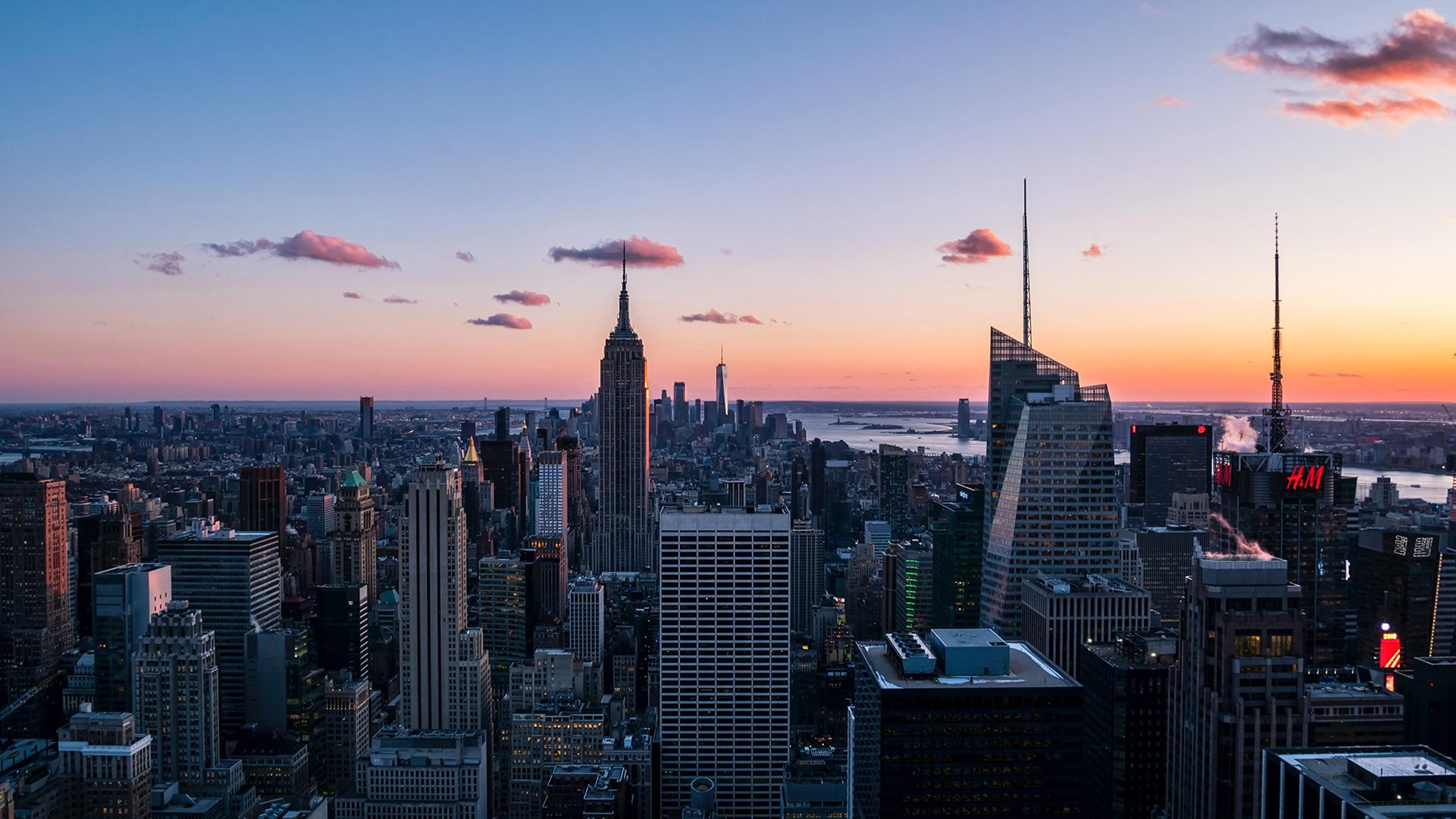 New York by i solnedgangen